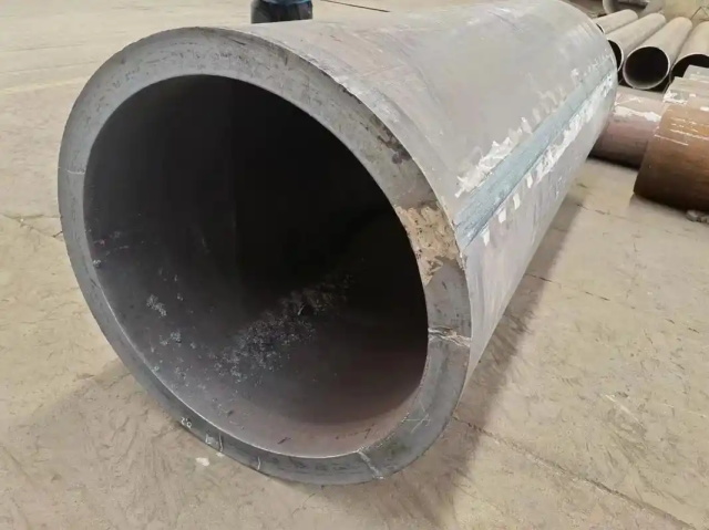 松潘30CrMo大口径无缝钢管